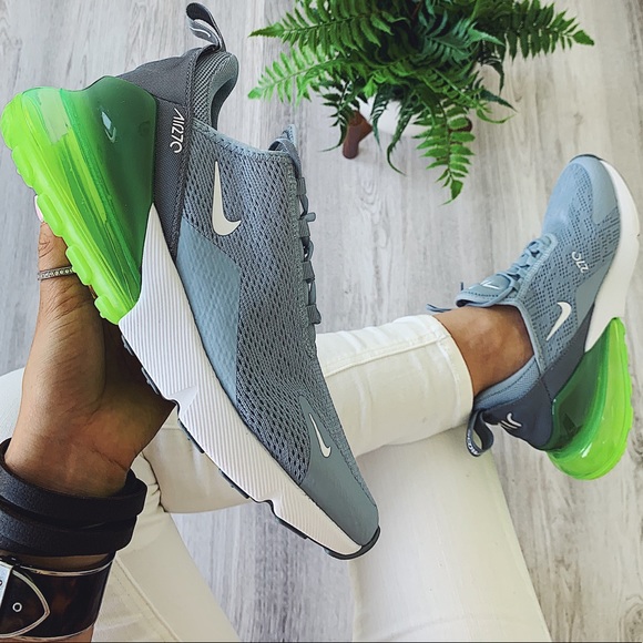 Nike Shoes - Nike air max 270 sneakers